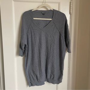 Kenneth Cole Reaction Gray Short Sleeve Sweater - size M - NWOT